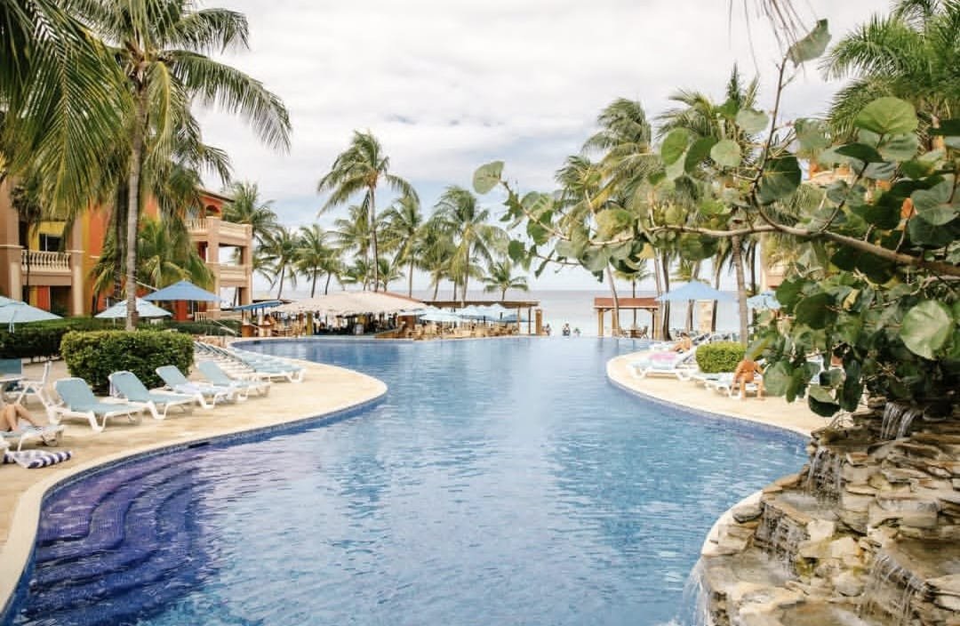 Paquete Infinity Bay Regular Day Pass Plus Shuttle 